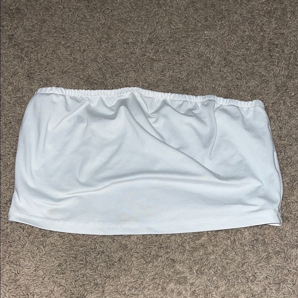 SHEIN White Crop Top